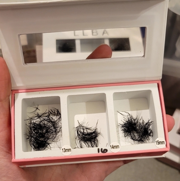 ProMade Lash Fans! - Picture 5 of 15